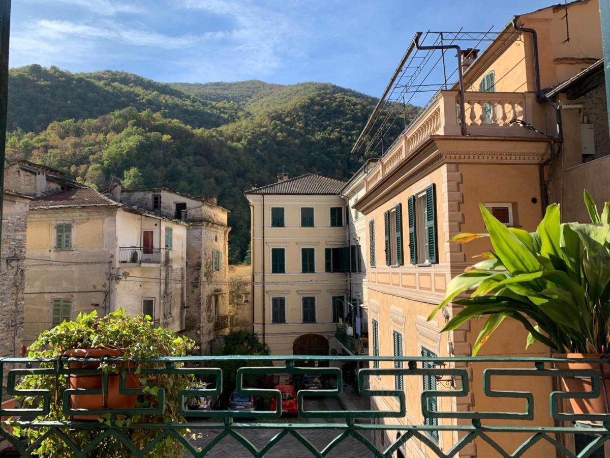 Albergo Dell'Angelo Pieve di Teco Экстерьер фото